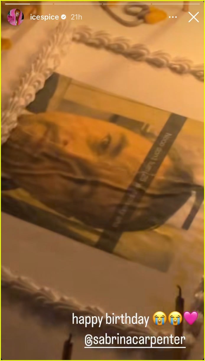 Sabrina Carpenter&rsquo;s 25th Birthday Cake Featured a Leonardo DiCaprio