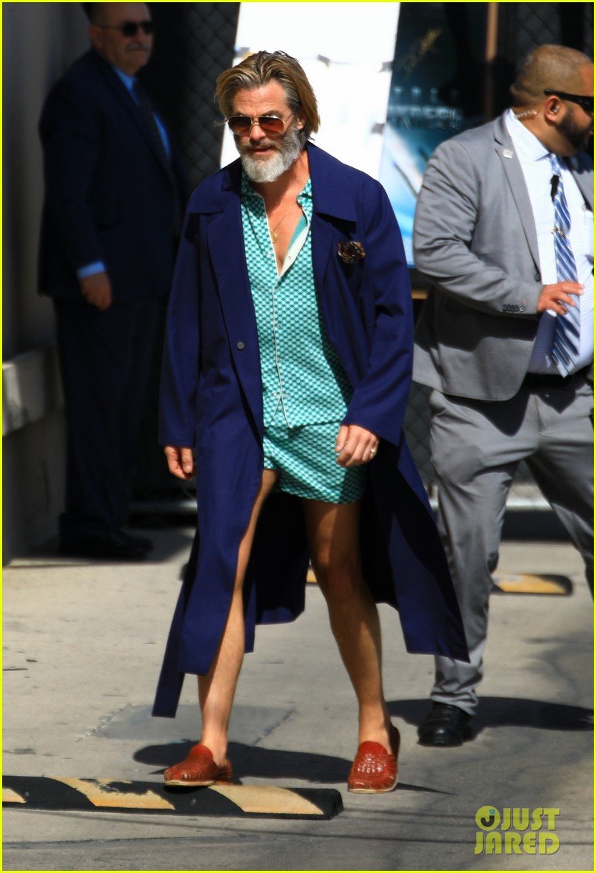 Chris Pine Wears His Pajamas & Robe While Arriving for 'Jimmy Kimmel