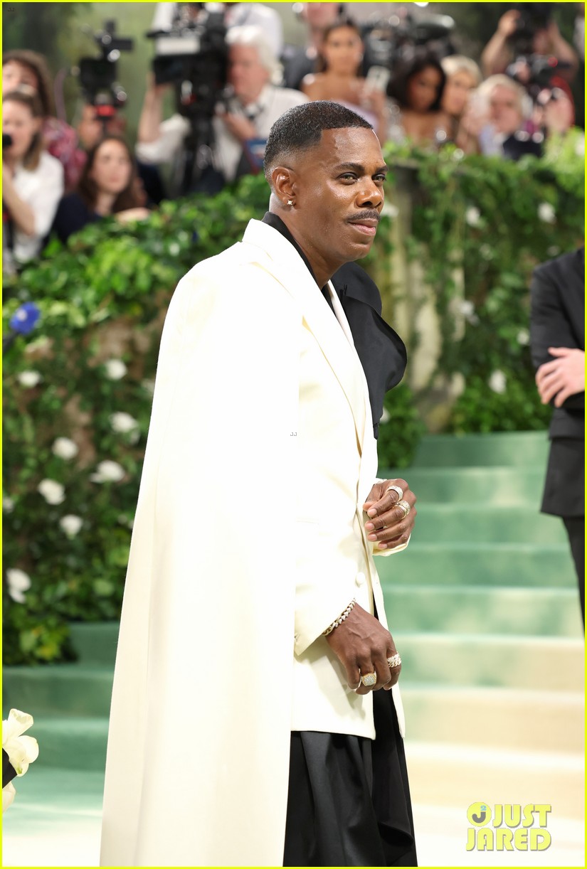 Colman Domingo Pays Tribute to the Late Chadwick Boseman & André Leon(01)