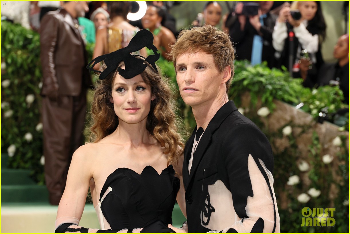 Eddie Redmayne & Wife Hannah Wear Matching Looks at Met Gala 2024