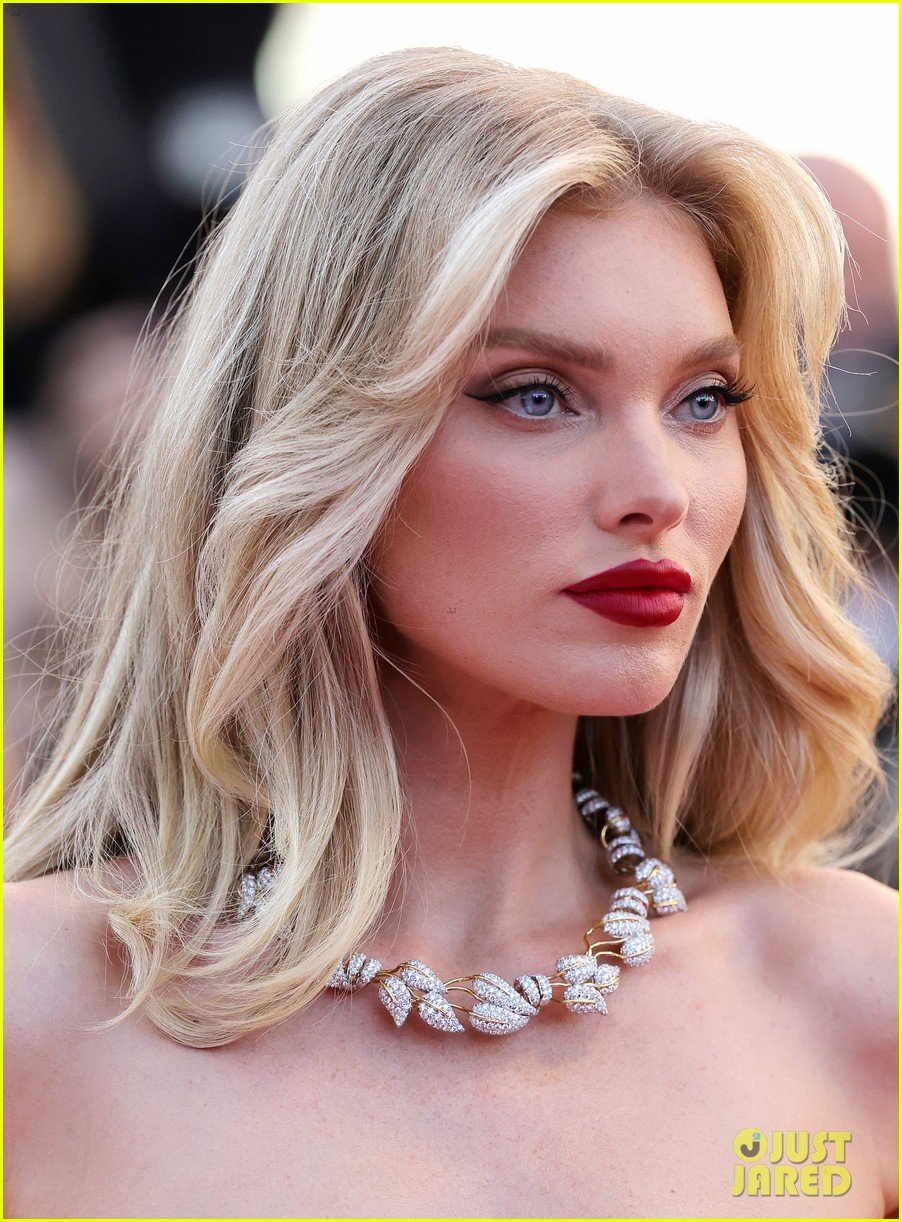 Supermodels Elsa Hosk, Alessandra Ambrosio, & Izabel Goulart Are Making