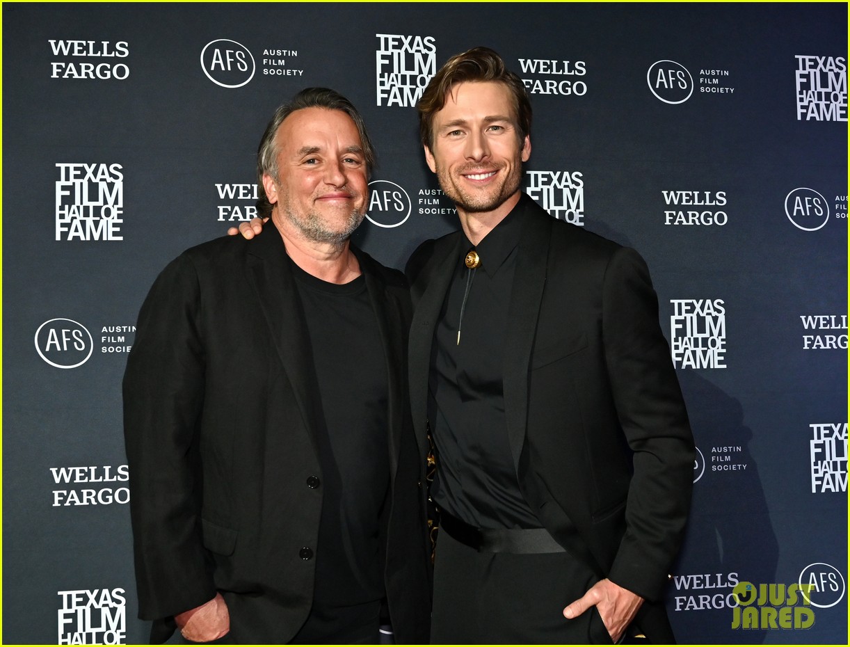 Glen Powell Looks Sharp in Bolo Tie as He’s Honored at A Toast To Texas