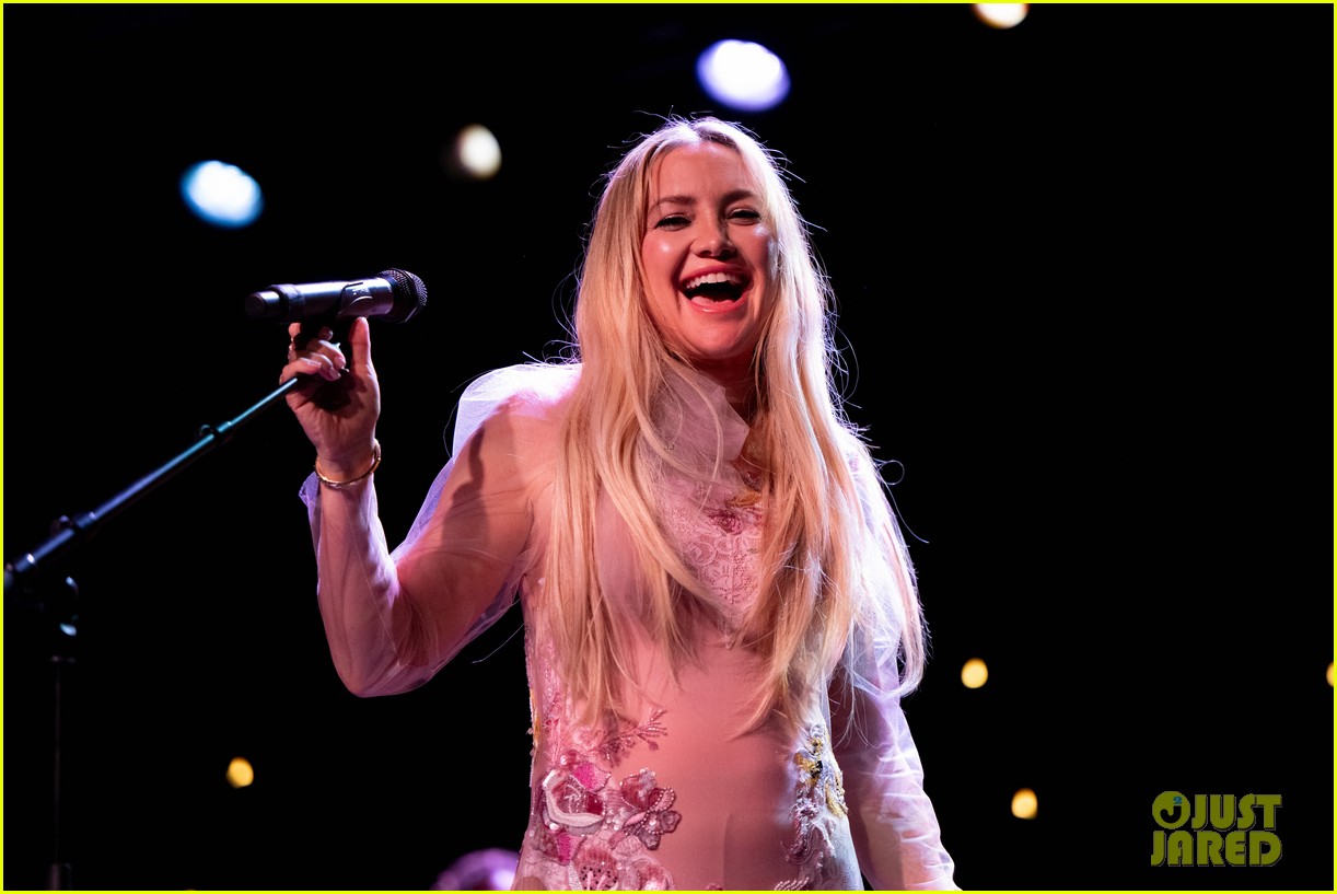 Kate Hudson Celebrates Release of Debut Album 'Glorious' with Star