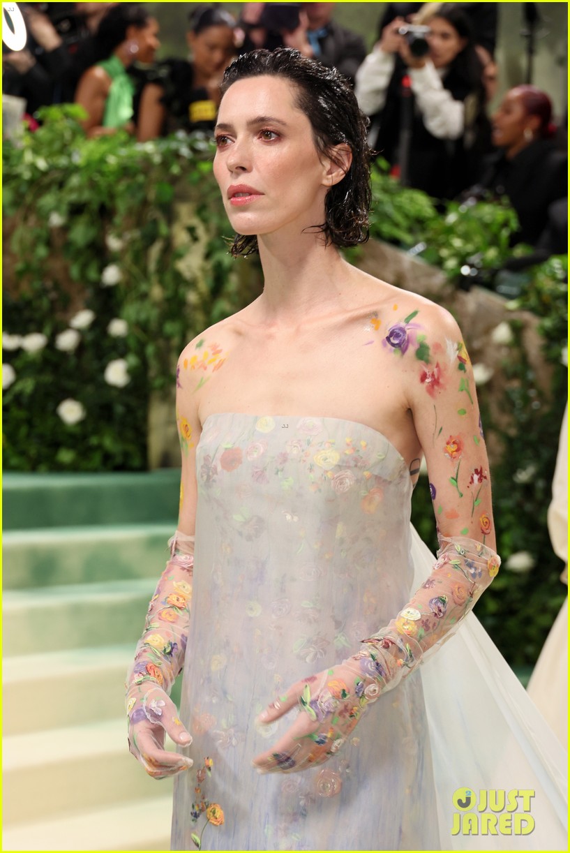 Rebecca Hall Rocks Dreamy, Floral Body Art at Met Gala 2024: Photo