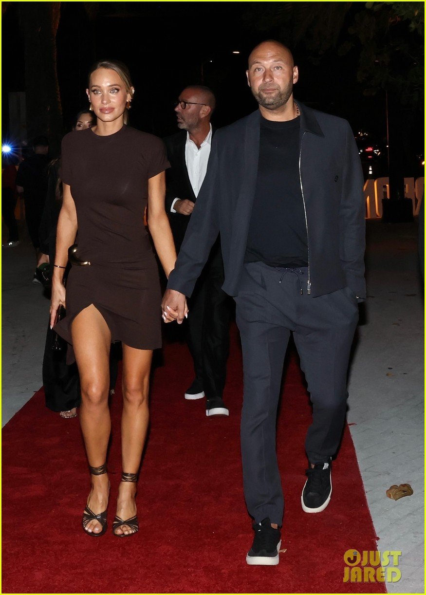 Derek Jeter & Wife Hannah Hold Hands on Rare Date Night in Miami Photo