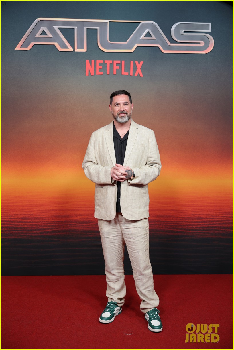 Jennifer Lopez Wears Ruffled Look at 'Atlas' Mexico Premiere With Co