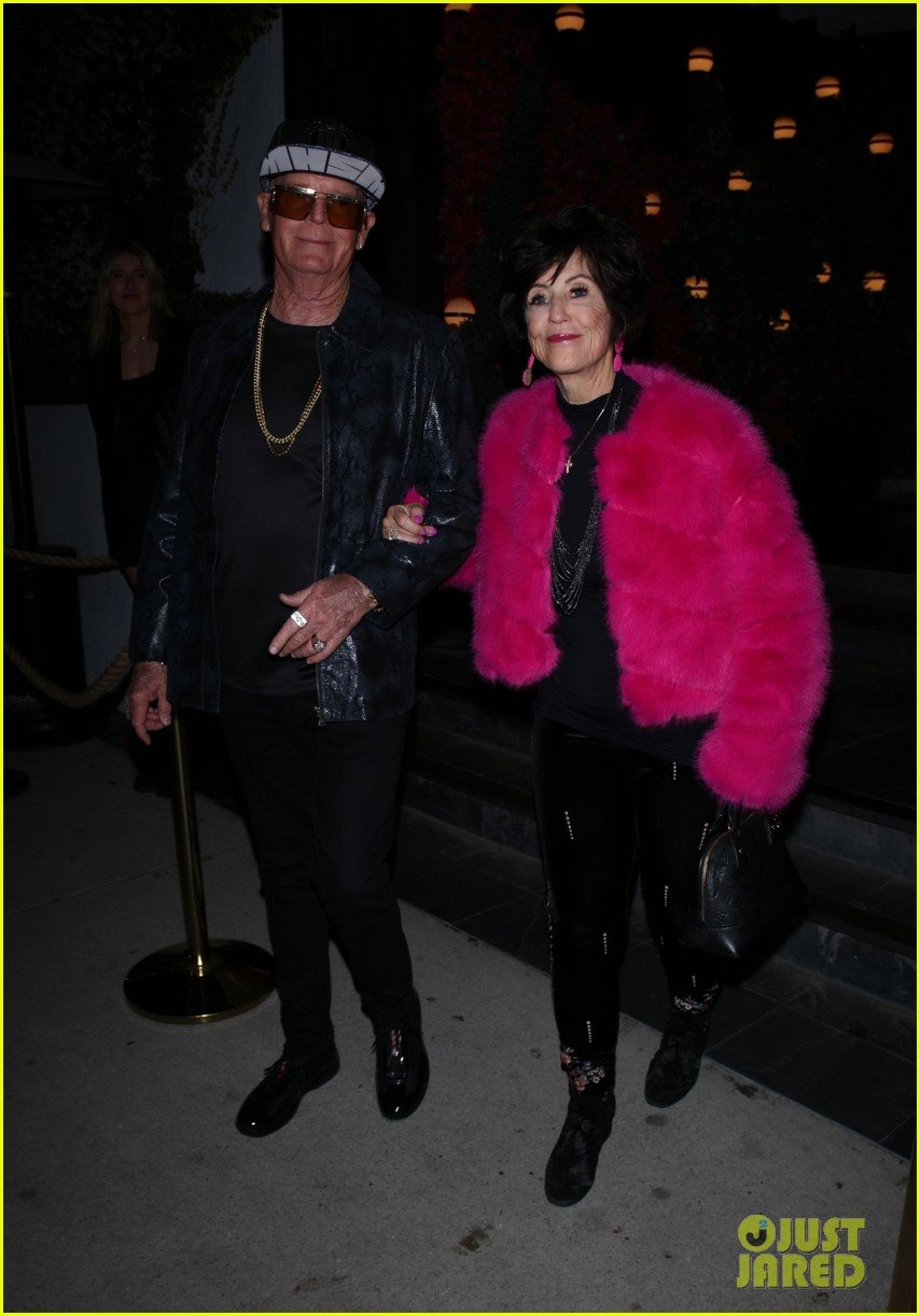 Katy Perry Holds Hands With Orlando Bloom While Leaving 'American Idol