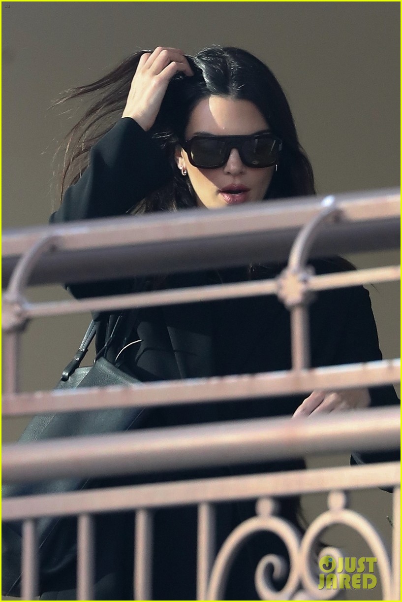 Kylie Jenner Seemingly Shuts Down Pregnancy Rumors During Night Out