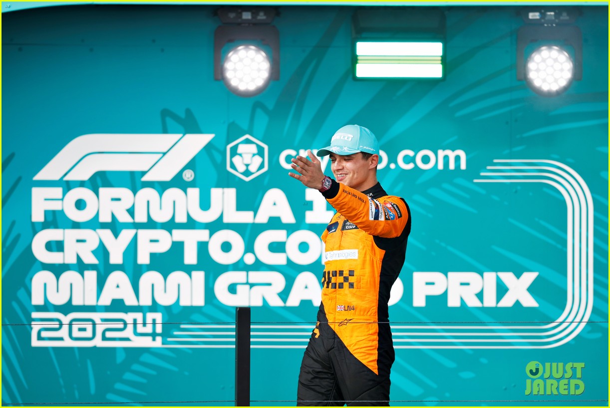 Lando Norris Lands First Ever Formula 1 Race Win at Miami Grand Prix 2024:  Photo 5036835 | Donald Trump, F1, Formula 1, Lando Norris Photos | Just  Jared: Entertainment News