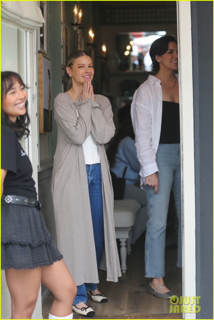 Ariana Madix & Katie Maloney's Something About Her Sandwich Shop Draws