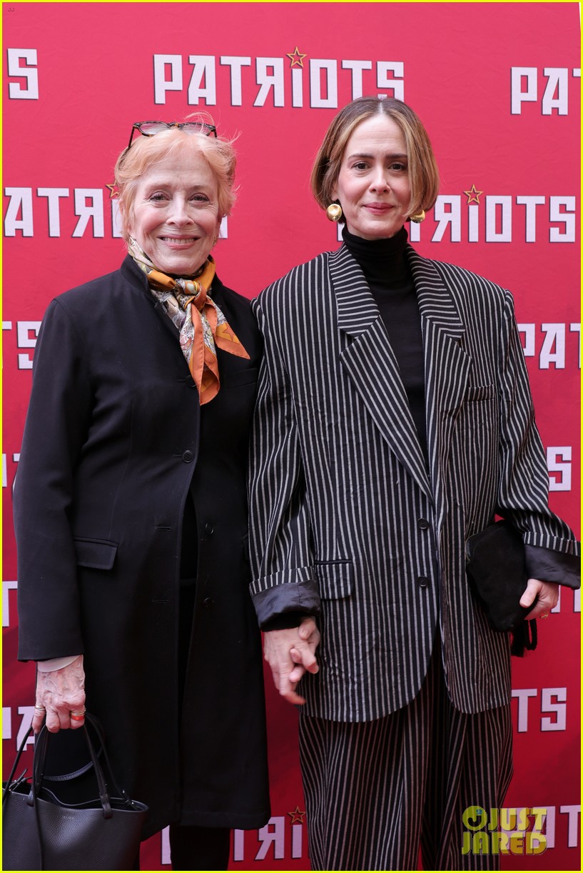 Sarah Paulson Shares Secret to Her Successful Relationship with Partner