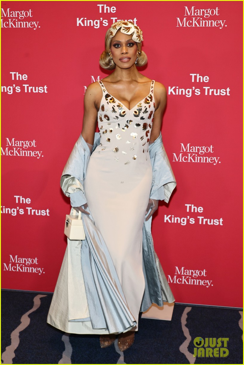 Chrissy Teigen, Emily Ratajkowski, Irina Shayk Dress to Impress at King