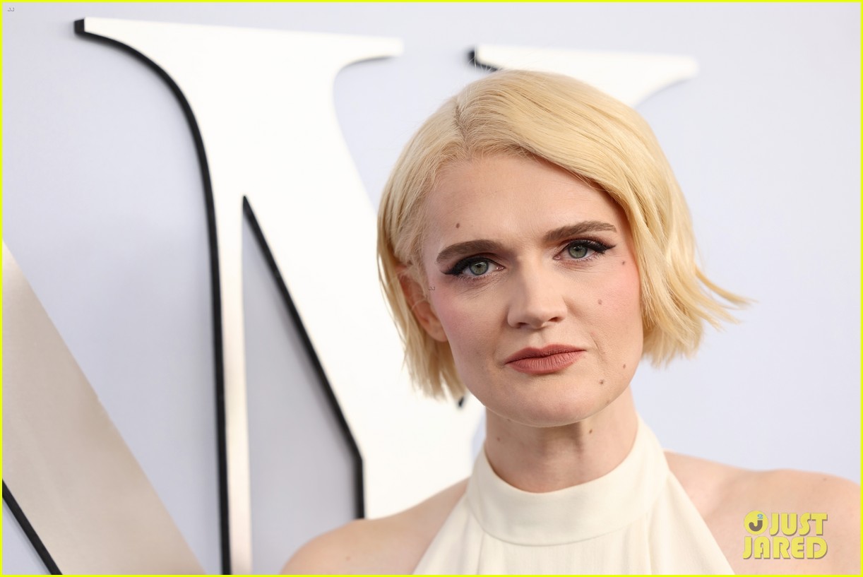 Eddie Redmayne & Gayle Rankin Bring Cabaret's Kit Kat Club to the Tony