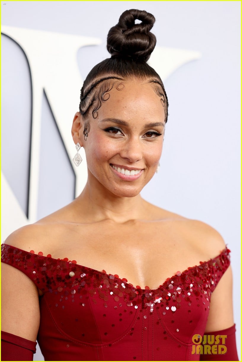 Alicia Keys Brings 3 of Her 5 Kids to Tony Awards 2024 to Support 'Hell