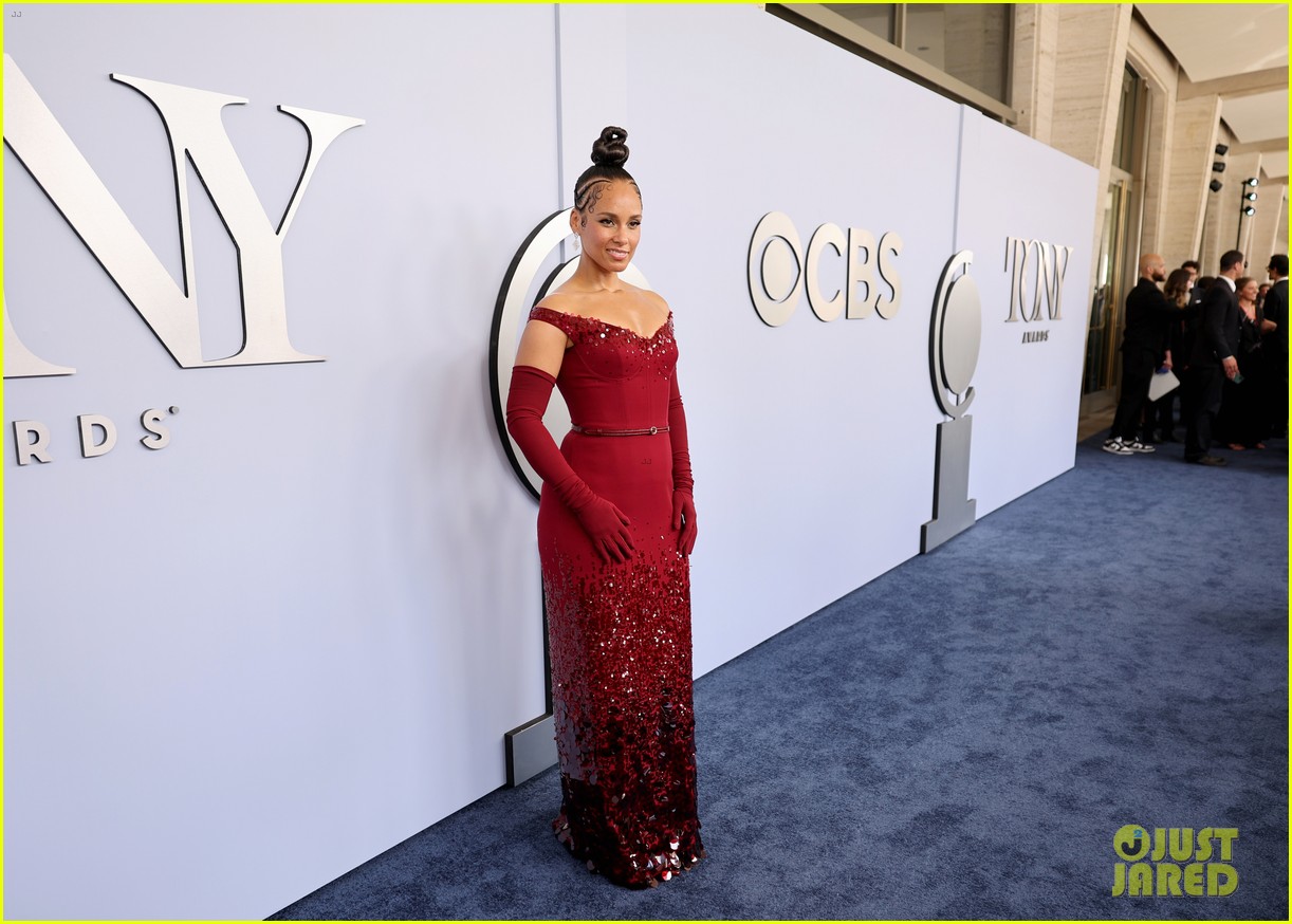 Alicia Keys Brings 3 of Her 5 Kids to Tony Awards 2024 to Support 'Hell