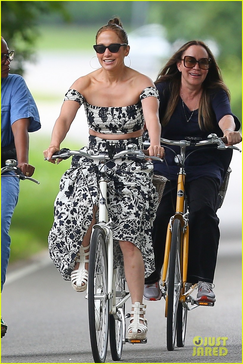 Jennifer Lopez Enjoys a Bike Ride in the Hamptons, Wears Her Wedding