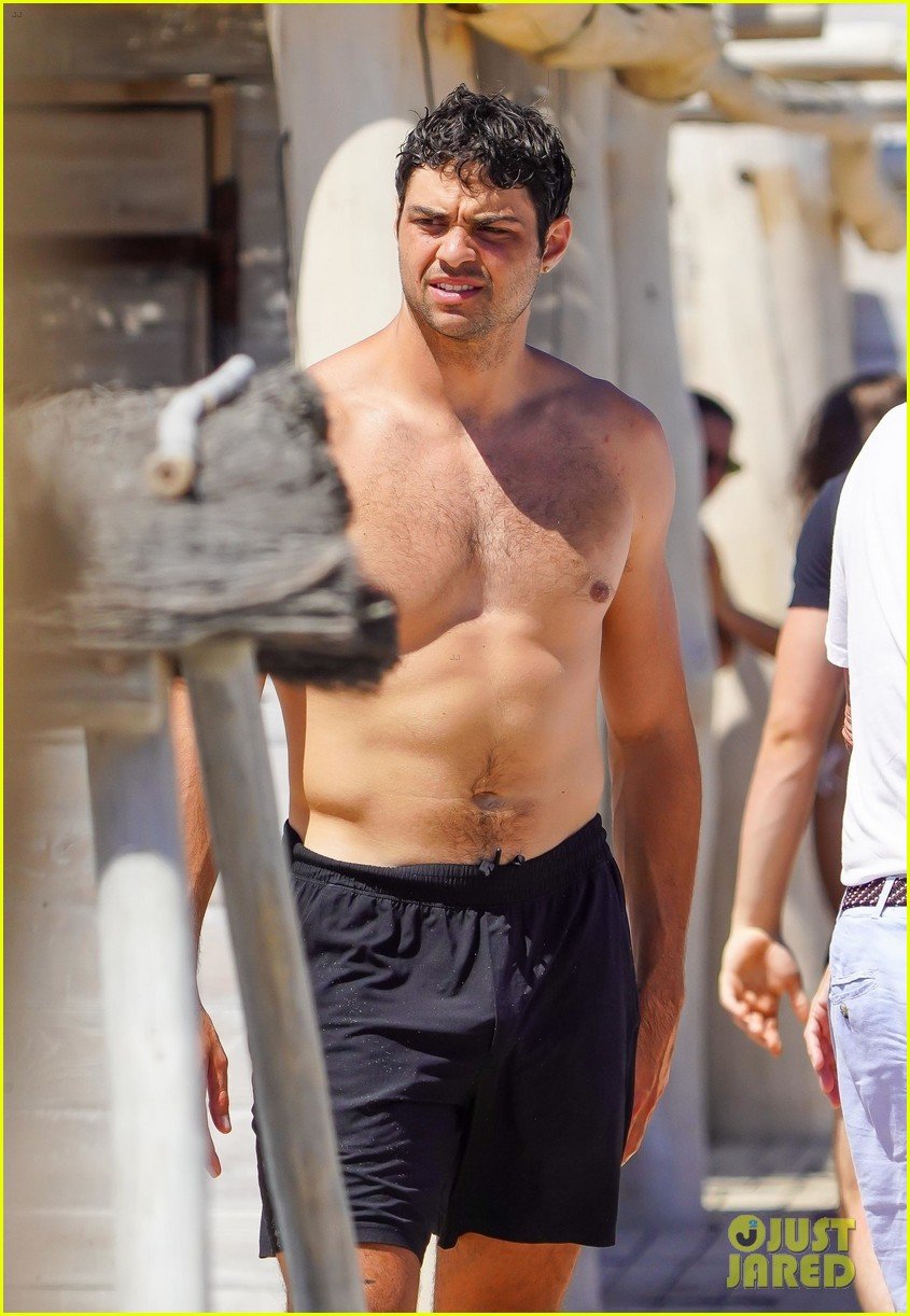 Noah Centineo Enjoys Some Beach Time in SaintTropez Photo 5055901