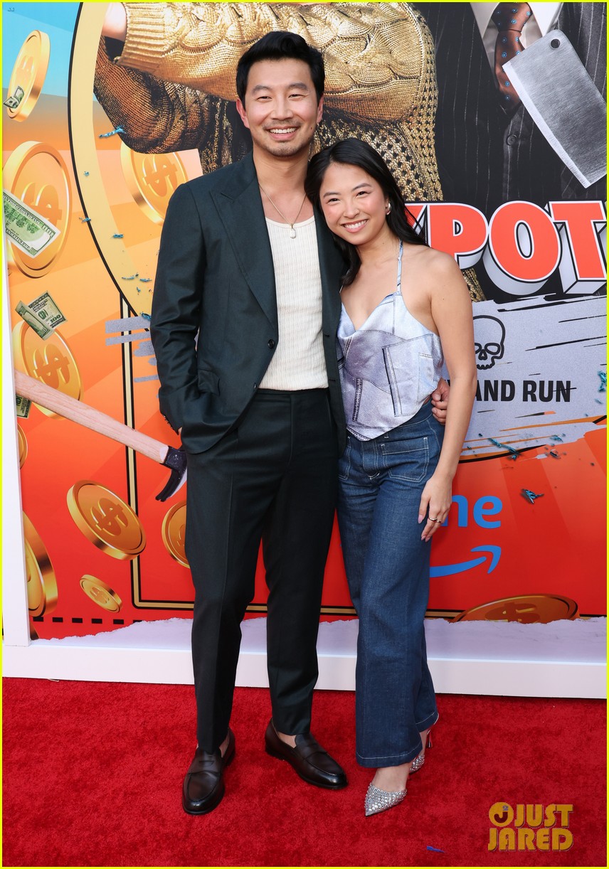 John Cena, Simu Liu, Paul Feig, & Awkwafina Take a Bus to 'Jackpot