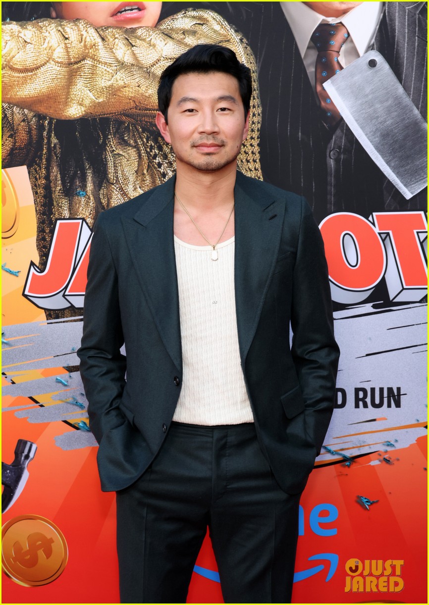 John Cena, Simu Liu, Paul Feig, & Awkwafina Take a Bus to 'Jackpot