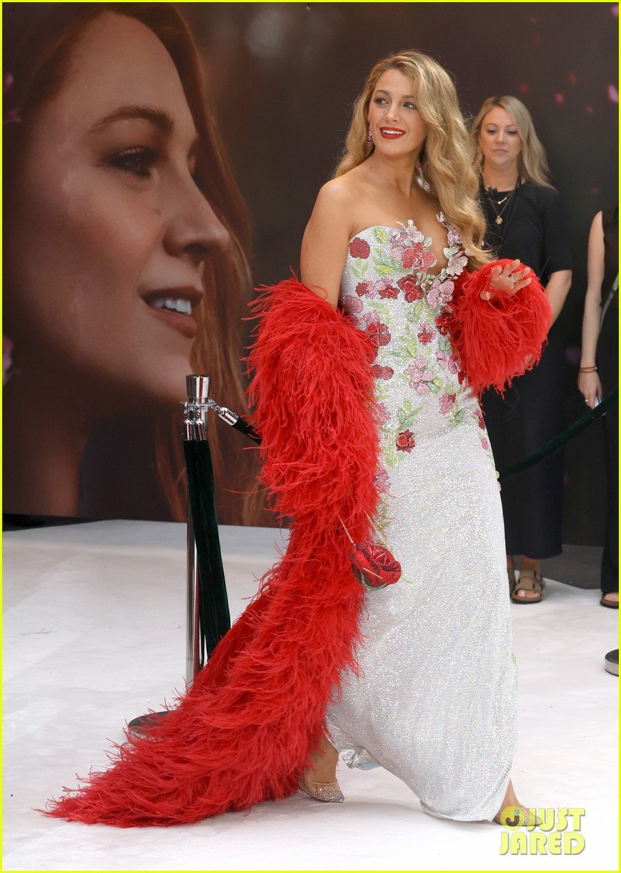 Blake Lively Gives Us Another Major Red Carpet Moment at 'It Ends With