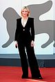cate blanchett disclaimer venice premiere 03