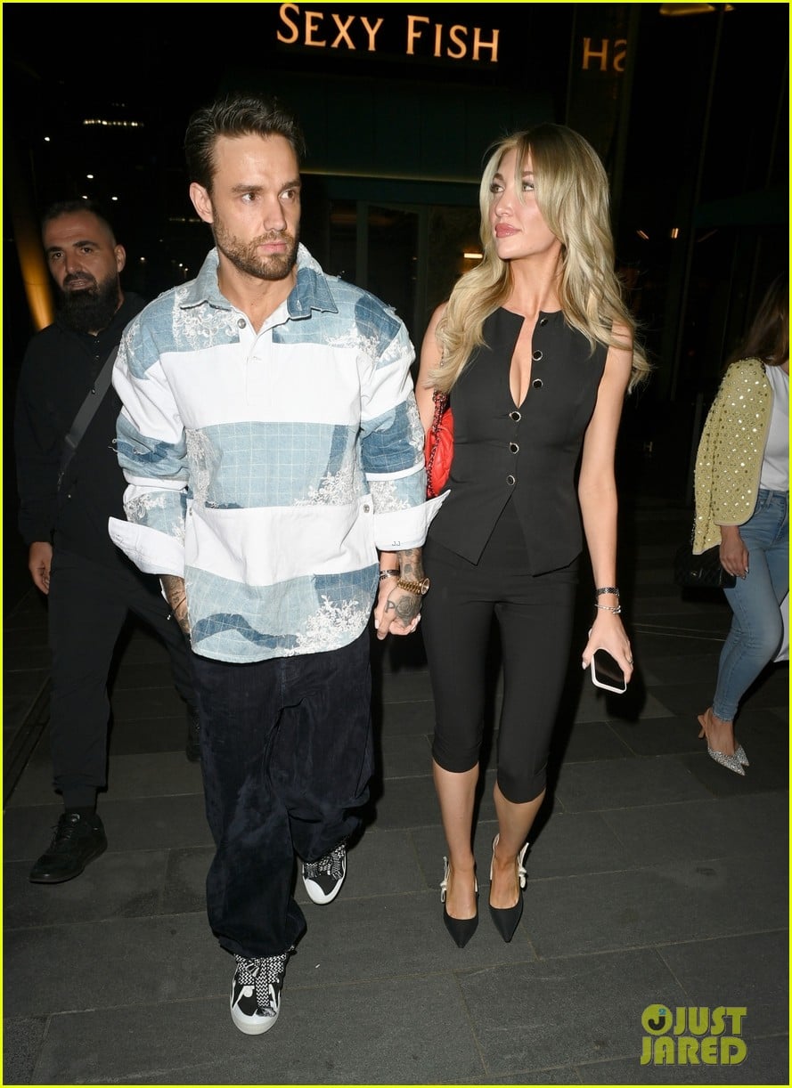 Liam Payne Girlfriend Kate Cassidy Hold Hands On Date Night In liam-payne-girlfriend-kate-cassidy-hold-hands-on-date-night-in