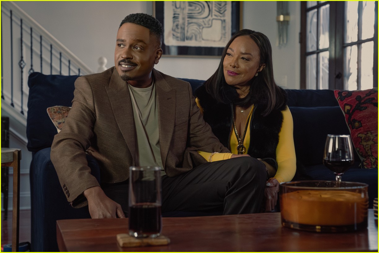 Lynn Whitfield Promoted to Series Regular For 'The Chi' Season 7: Photo