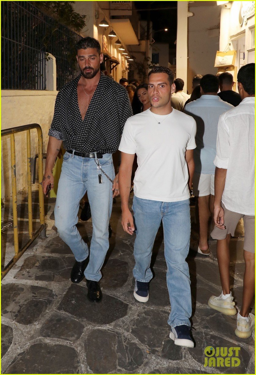 ‘365 Days’ Actors Michele Morrone & Simone Susinna Reunite for Night