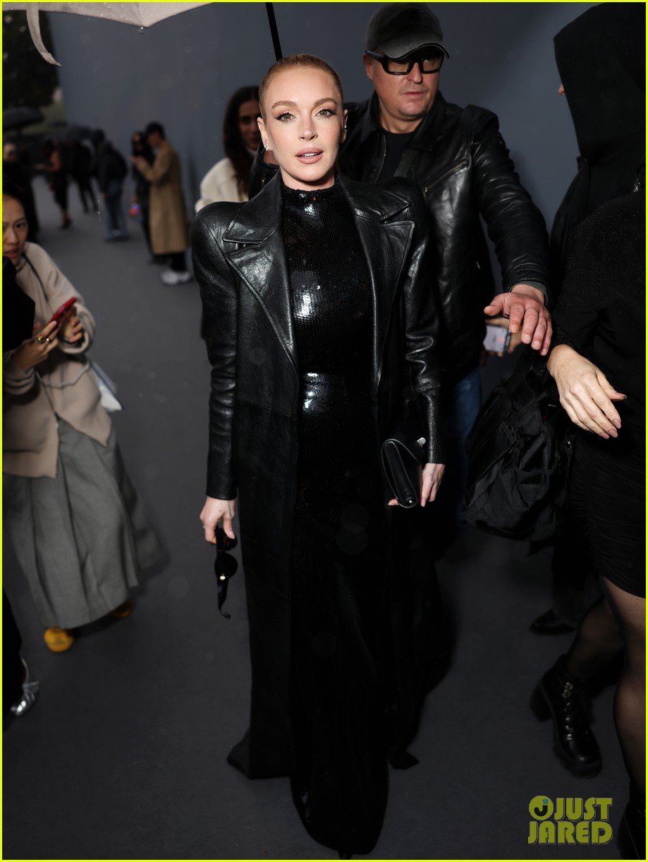 Nicole Kidman, Katy Perry, Lindsay Lohan, & More Attend Balenciaga(00)