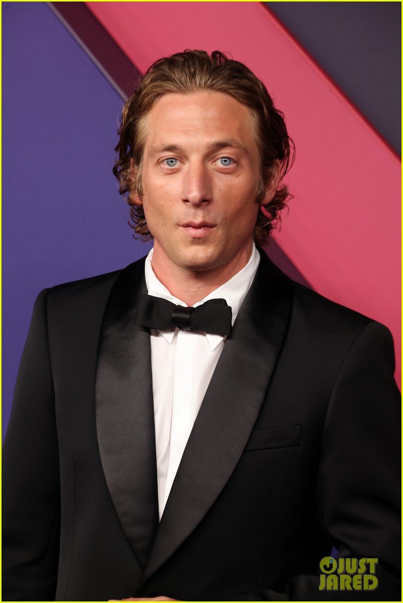 Jeremy Allen White, Ayo Edebiri, & Ebon MossBachrach Bring 'The Bear