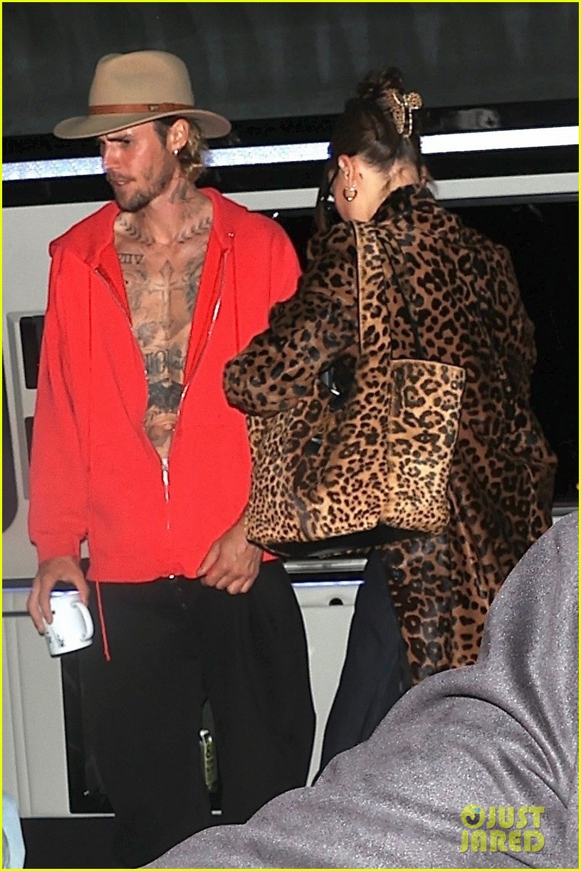 New Parents Hailey & Justin Bieber Enjoy First Joint Night Out
