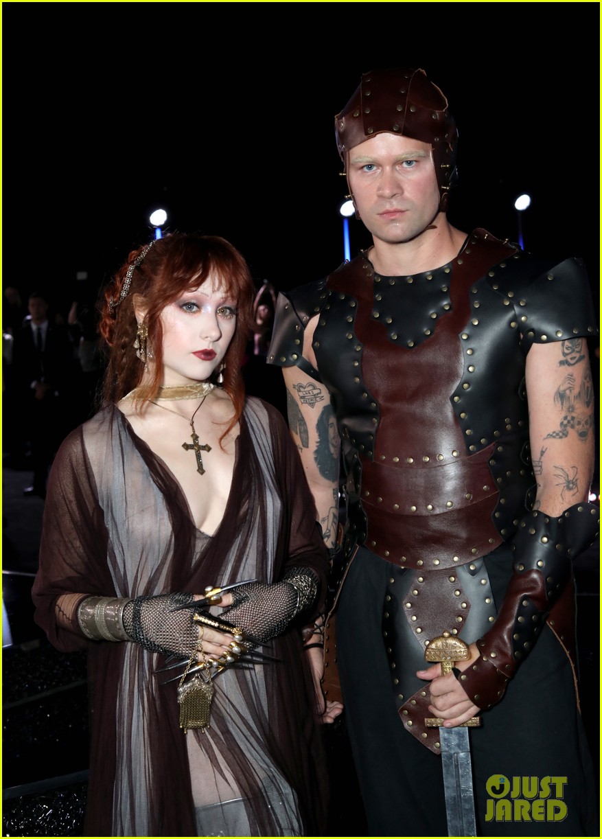 Who Is Chappell Roan's VMAs Date? Man Dressed as Her Knight Revealed