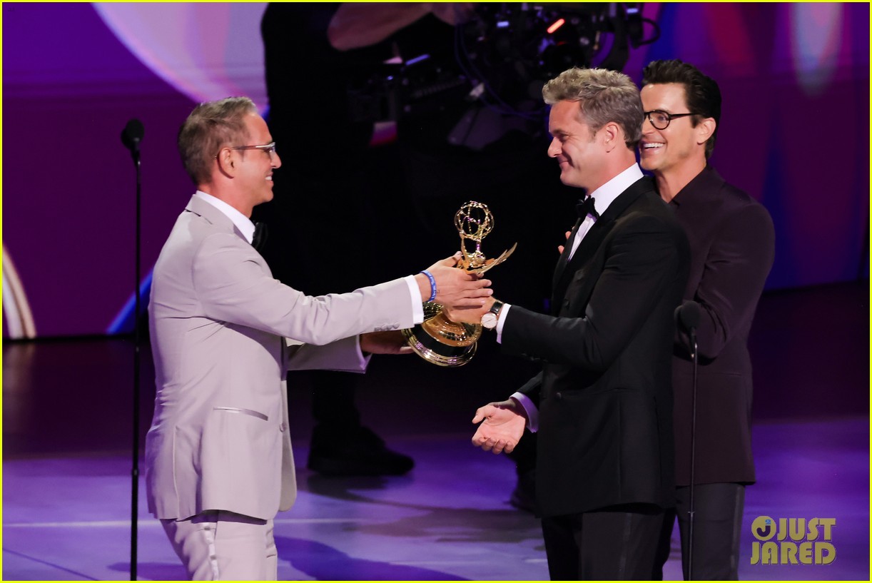 Emmy Awards 2024 Plays 'Dawson's Creek' Theme Song as Joshua Jackson