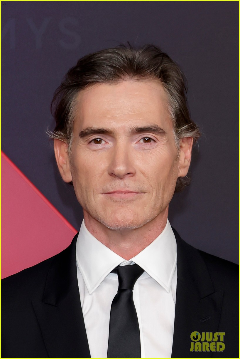 Nominated Couple Naomi Watts & Billy Crudup Hold Hands at Emmy Awards