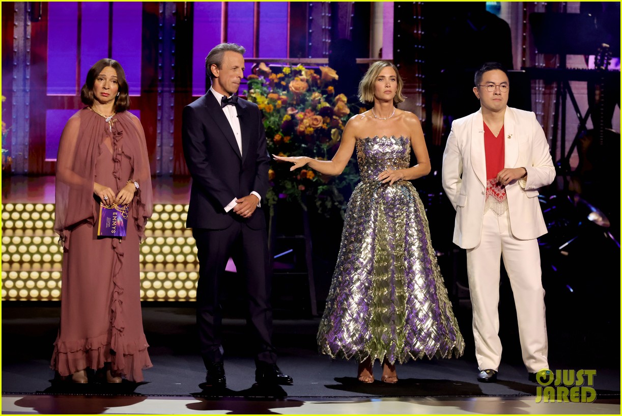 'SNL' Stars Poke Fun at Lorne Michaels for '85 Losses' at Emmy Awards