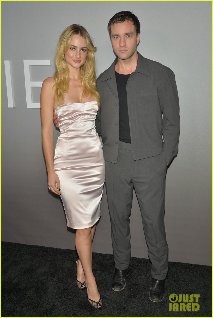 Grace Van Patten, Jackson White, & Their 'Tell Me Lies' CoStars(00)