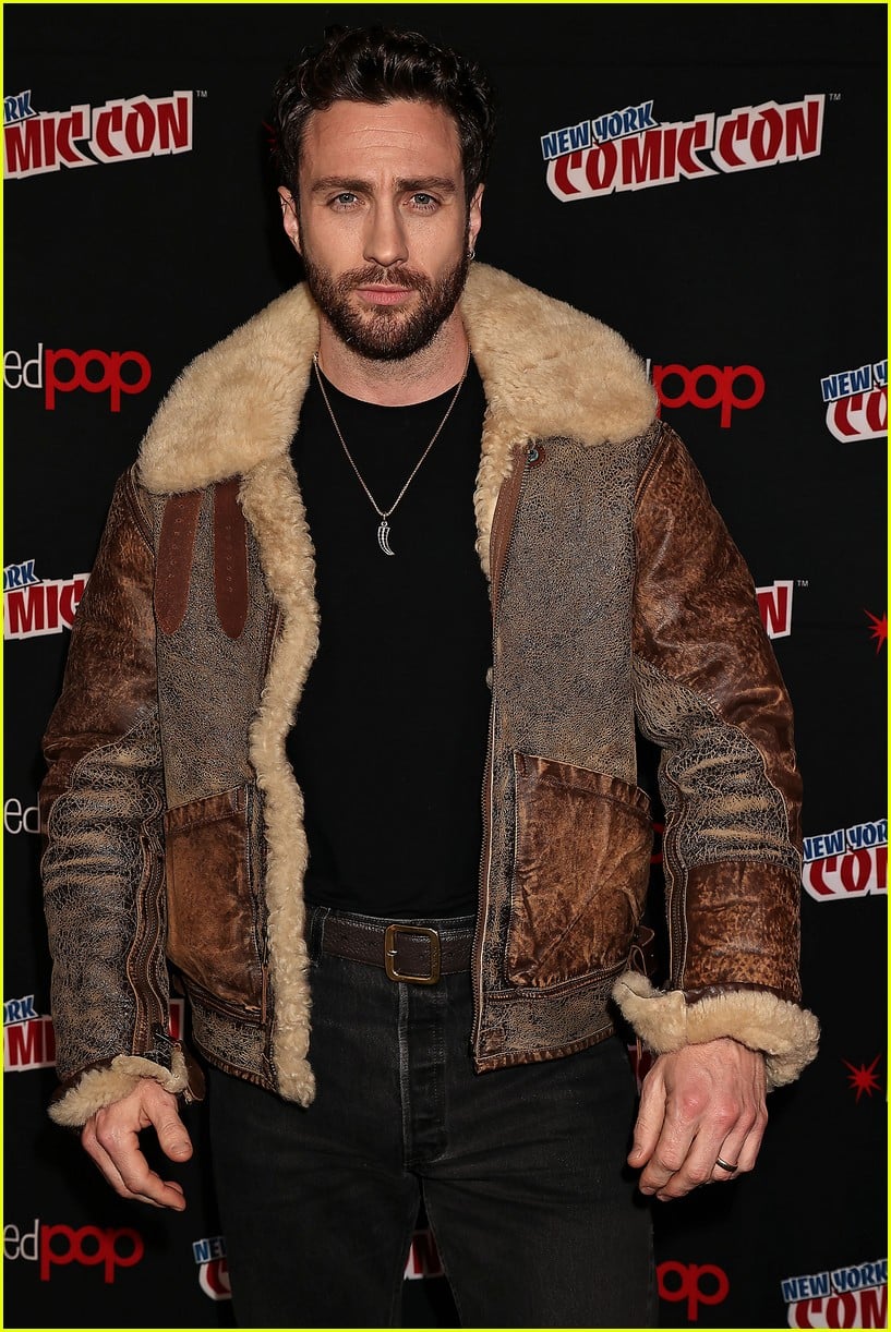 Aaron Taylor-Johnson's Ripped Abs On Display In New 'Kraven the Hunter'  Photos, Appears at NY Comic Con: Photo 5088827 | Aaron Taylor Johnson,  Kraven The Hunter, Movies, Russell Crowe Photos | Just, image size:817x1222