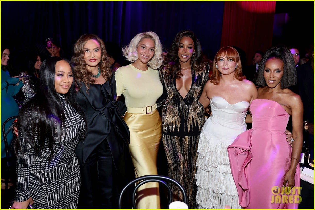 Beyoncé Wows in Yellow as She & Kelly Rowland Support Tina Knowles at