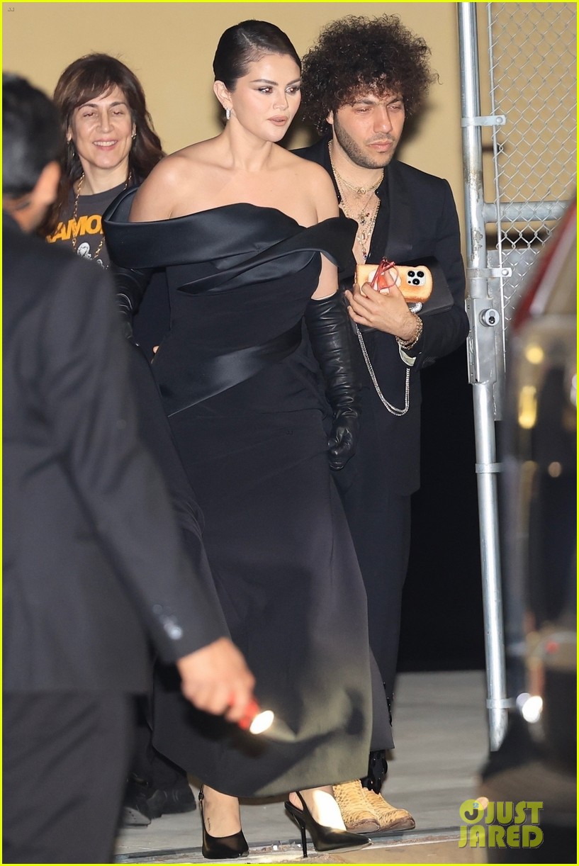 Selena Gomez Gets Support from Boyfriend Benny Blanco at 'Emilia Pérez(02)