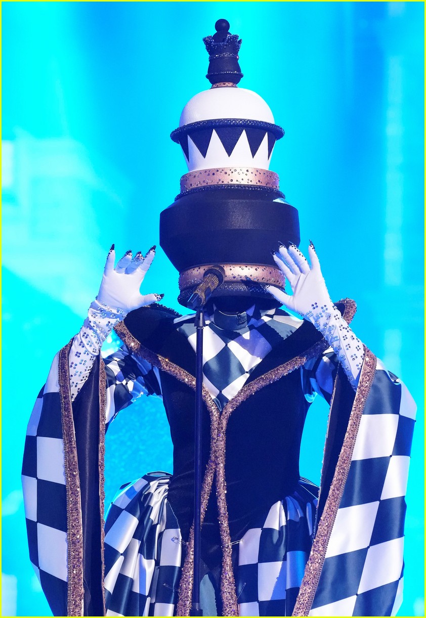 Who is Chess Piece on 'The Masked Singer' Season 12? Clues, Guesses, & Spoilers Revealed! : Photo 5087867 |  Photos | Just Jared: Entertainment News