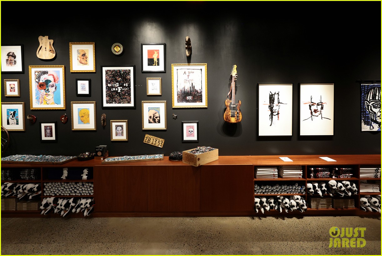 Johnny Depp Reunites with 'Pirates' Producer Jerry Bruckheimer at