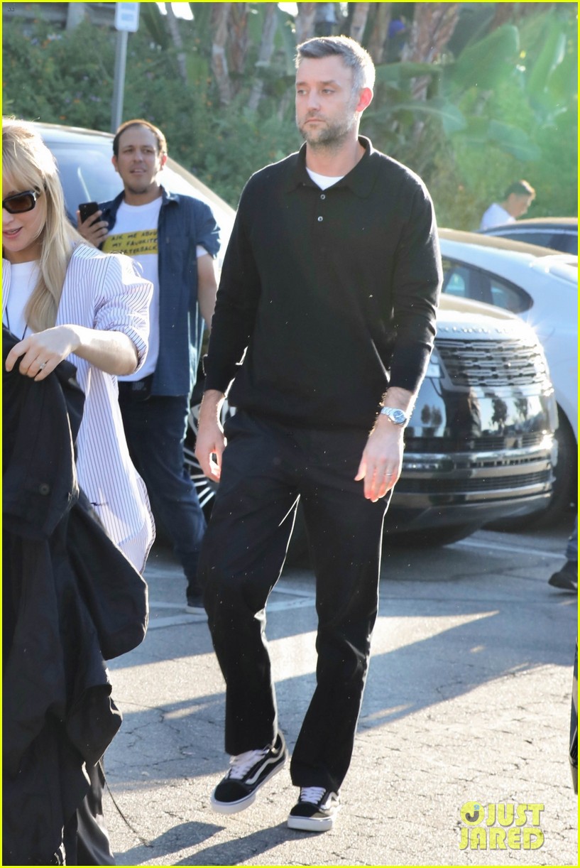 Pregnant Jennifer Lawrence Attends First World Series Game with Husband