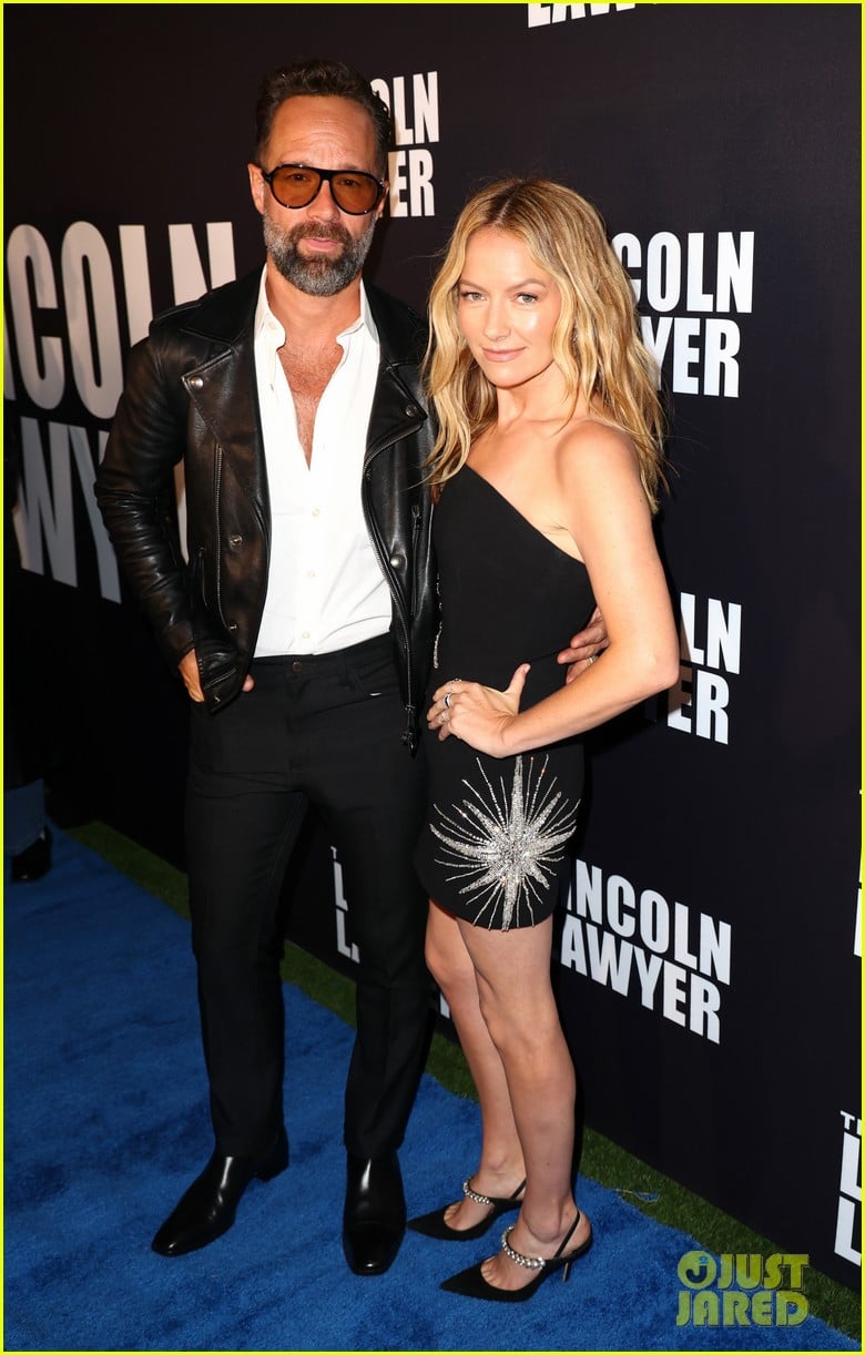 the lincoln lawyer season three event 025086567