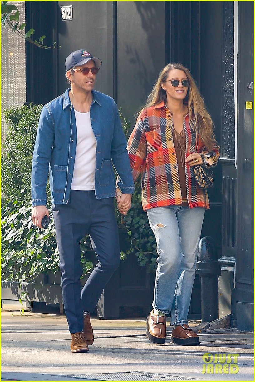 Blake Lively & Ryan Reynolds Look Ready for Fall During Afternoon 