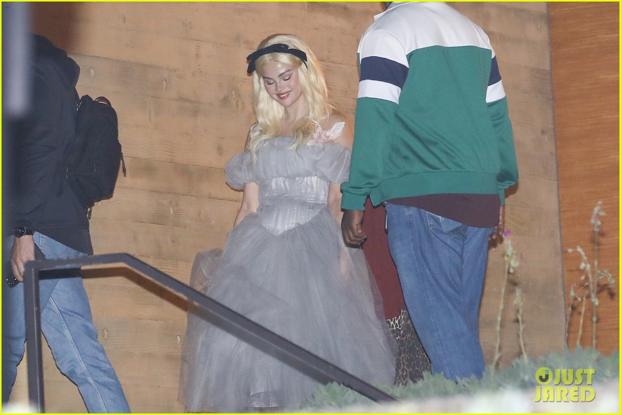 Selena Gomez & Benny Blanco Reveal Their First Couples Halloween