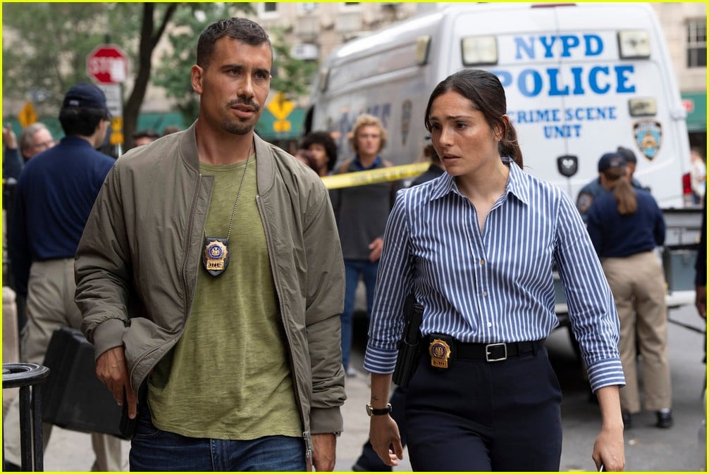 &lsquo;Law & Order: SVU&rsquo; Season 26 Cast - 5 Stars Returning, 1 Joining, 1