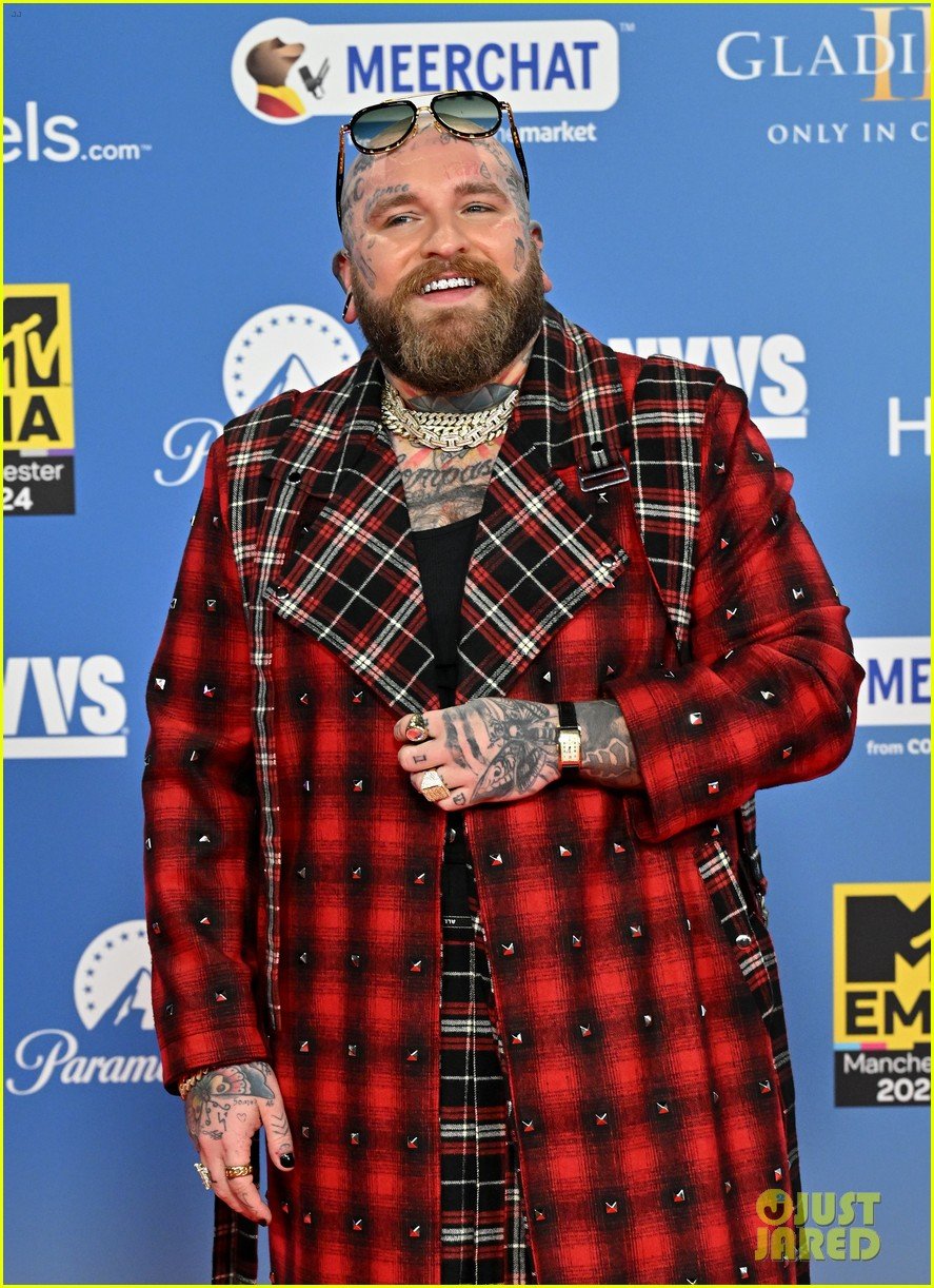 Host Rita Ora, Jodie TurnerSmith, Aaron TaylorJohnson & More Attend