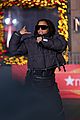 celebrities rehearse for macys thanksgiving parade 03