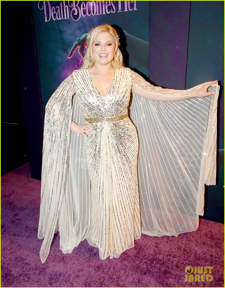 Meryl Streep Sends Flowers & Funny Note to Megan Hilty on 'Death