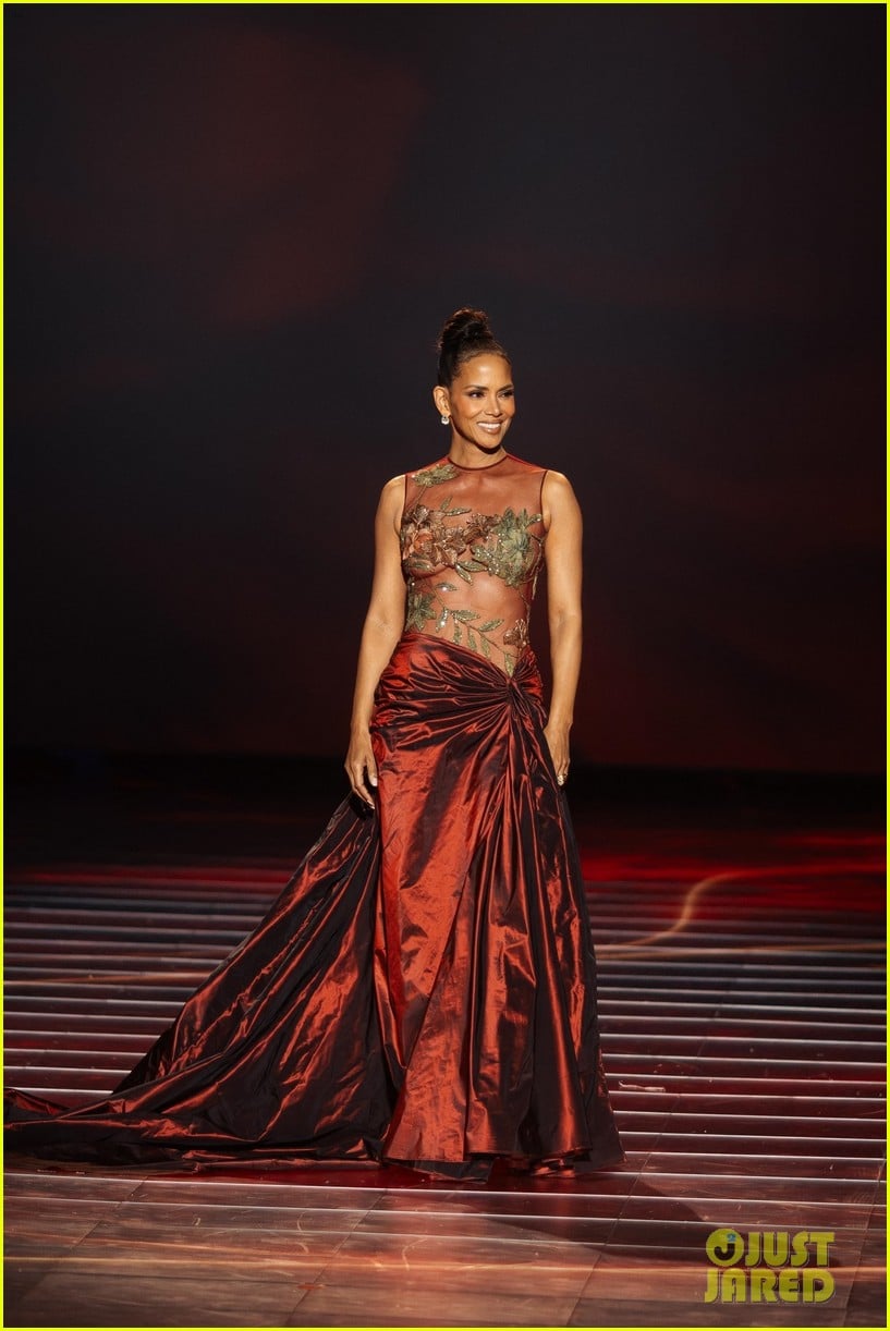 Halle Berry Models Her Iconic 2002 Oscars Dress for Elie Saab Fashion